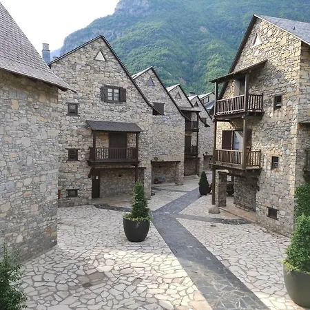 Apartamento De La Marmota Eriste Exterior photo